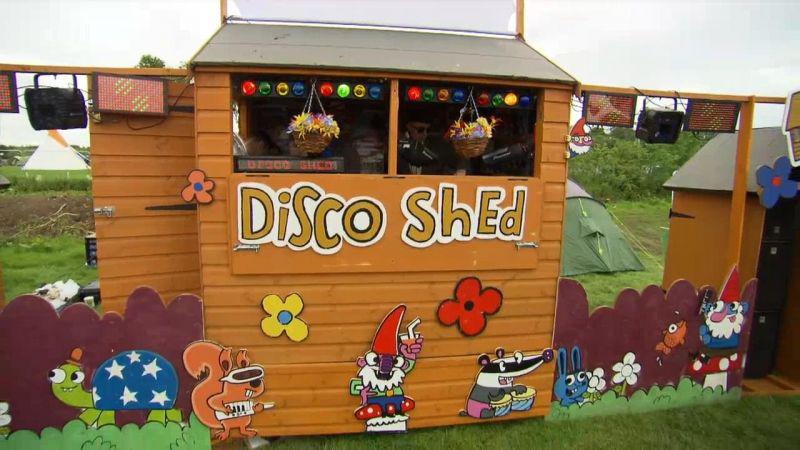 Amazing Spaces Shed Of The Year 1of3 Eco Sheds 720p HDTV x264 AAC MVGroup org mp4 preview 15