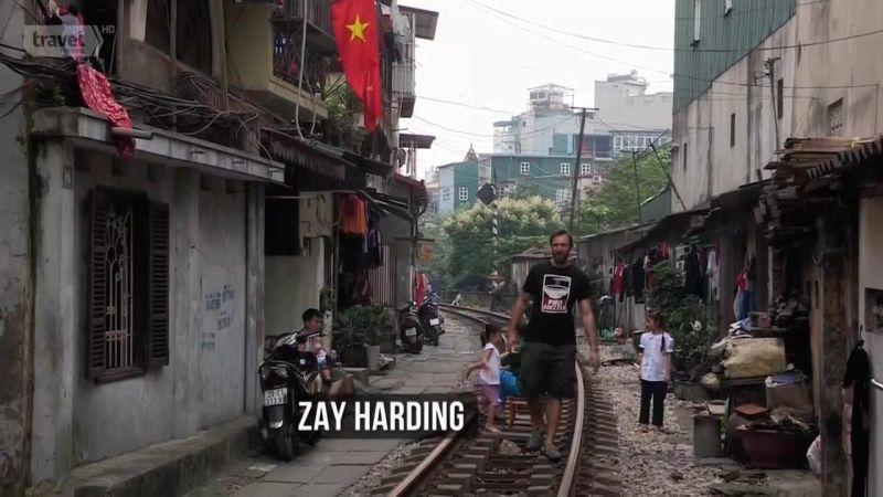 Tough Trains Series 1 3of4 Vietnam The Reunification Express 720p HDTV x264 AAC MVGroup org mp4 preview 10