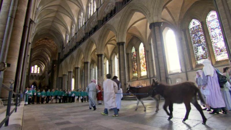 BBC Angelic Voices The Choristers of Salisbury Cathedral 720p HDTV x264 AAC MVGroup org mkv preview 4