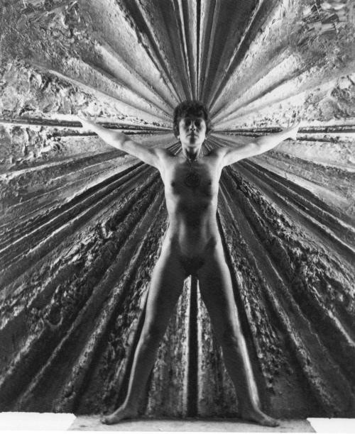 Jay DeFeo nude