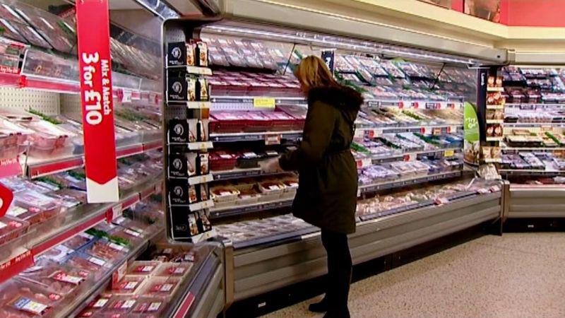 ITV Tonight The Food We Eat 3of4 Fresh vs Frozen Food 720p HDTV x264 AAC MVGroup org mp4 preview 11